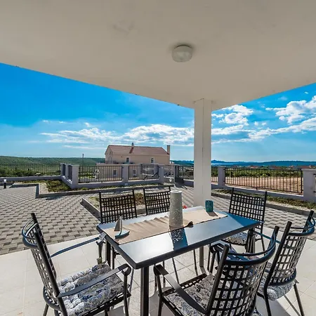 Stylish With Private Pool And Terrace *