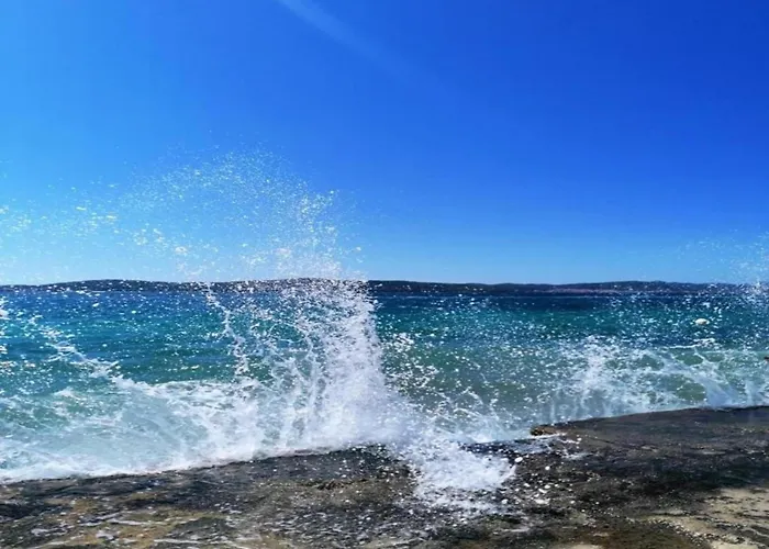 In Croatia Near Adriatic Coast Villa Sukošan